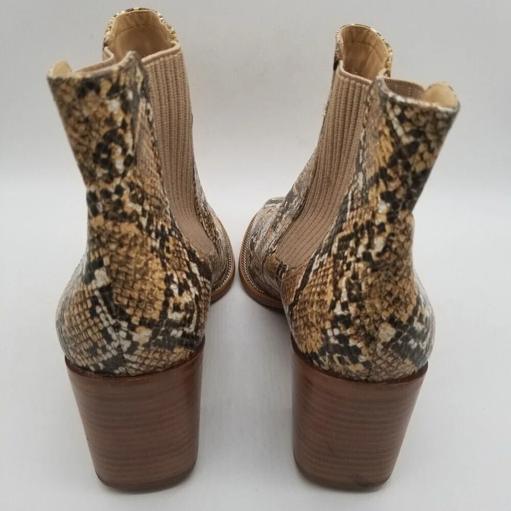 Vince Camuto Jentilliy Snake Print‎ Chelsea Boots 5.5 M
